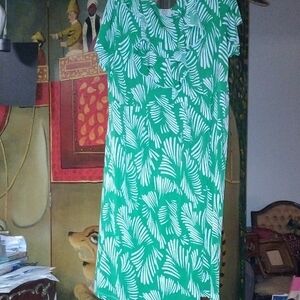 Katherine Way Green and White Midi Dress